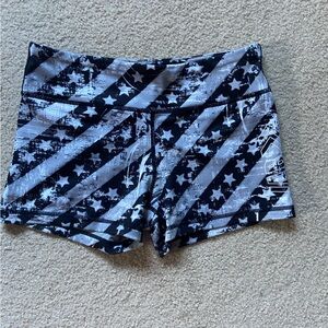 IAB MFG - SIZE SMALL. Stars and Stripes - Lightly worn